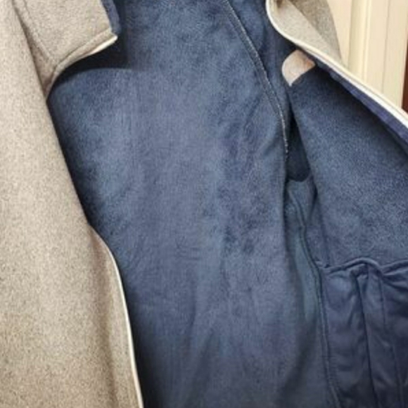 The North Face Jacket , women's - Picture 2 of 4